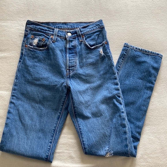 Levi’s | 501 Jeans - Picture 6 of 7